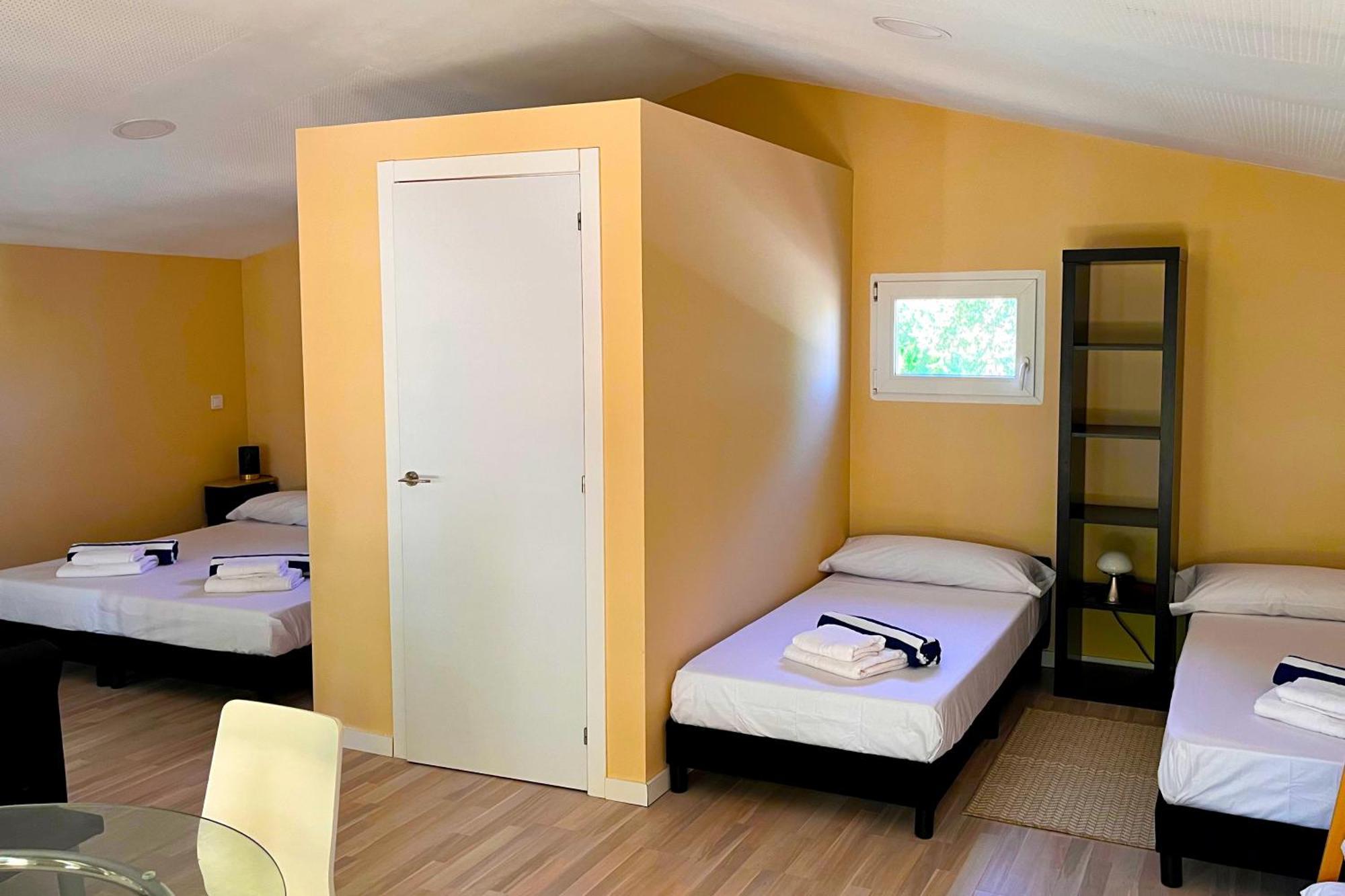 Fee4Me Cabin With Pool And Garden San Martín de la Vega Kültér fotó