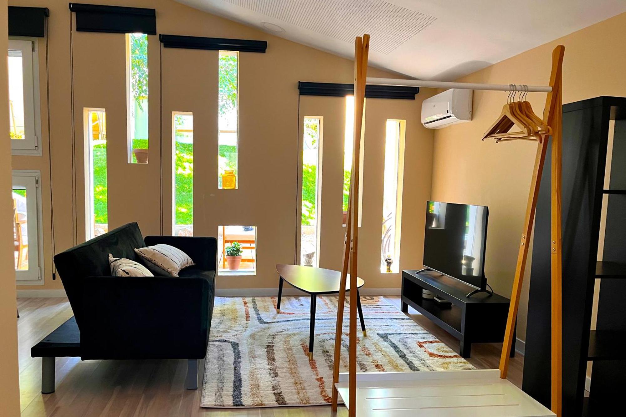Fee4Me Cabin With Pool And Garden San Martín de la Vega Kültér fotó