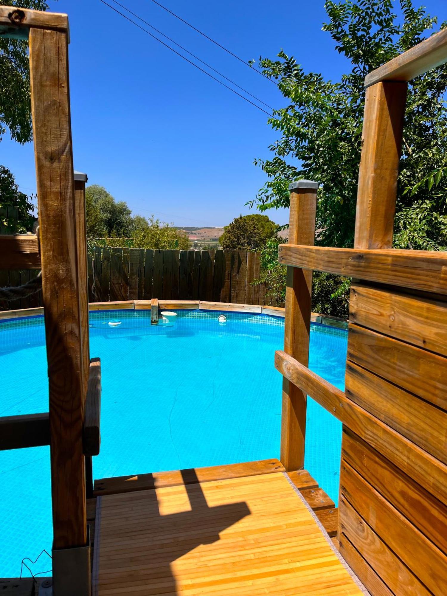 Fee4Me Cabin With Pool And Garden San Martín de la Vega Kültér fotó